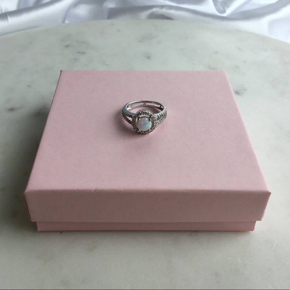 Sale $30 Firm! Sterling Silver White Opal Cz & Clear Cz Ring - Picture 15 of 17